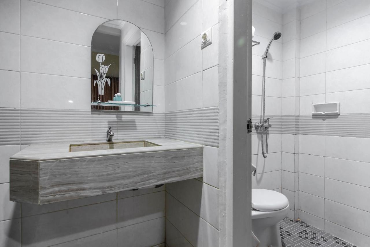 Reddoorz Plus Syariah @ Jalan Sriwijaya Μεντάν Εξωτερικό φωτογραφία